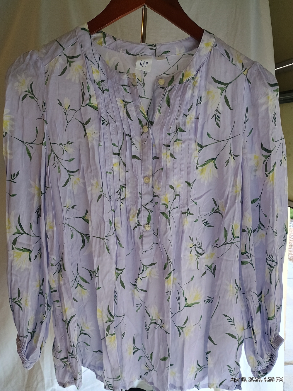 GAP Lilac Floral Pintuck Button-Front Blouse